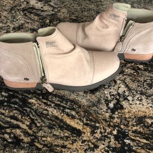 Sorel booties